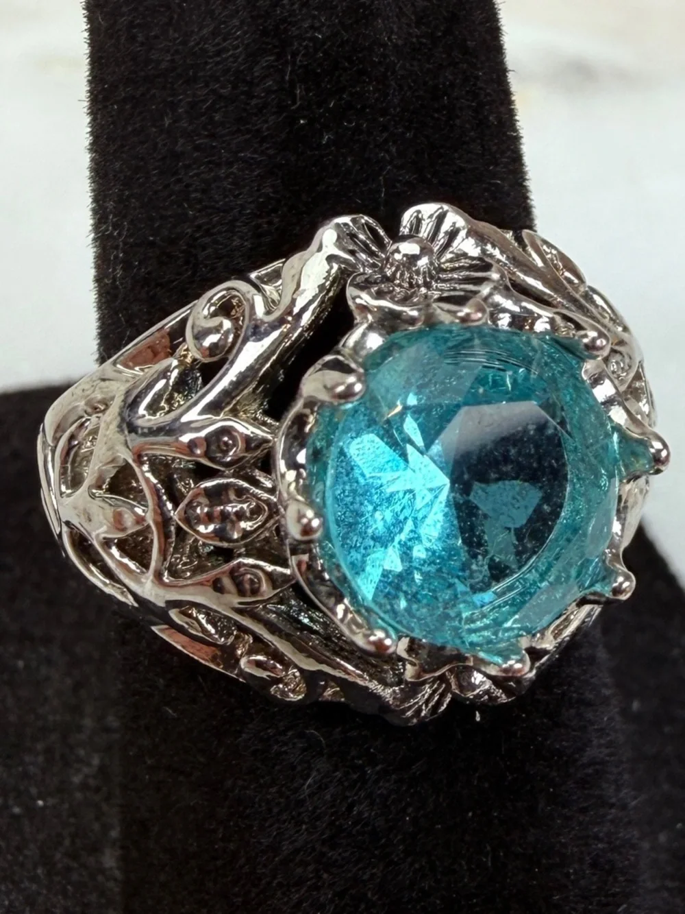 Vintage Silvertone blue center, size 5 1/2 ring